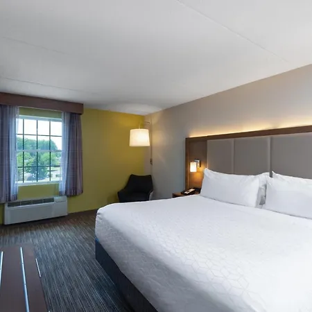 Holiday Inn Express State College At Williamsburg Square By Ihg Extérieur photo