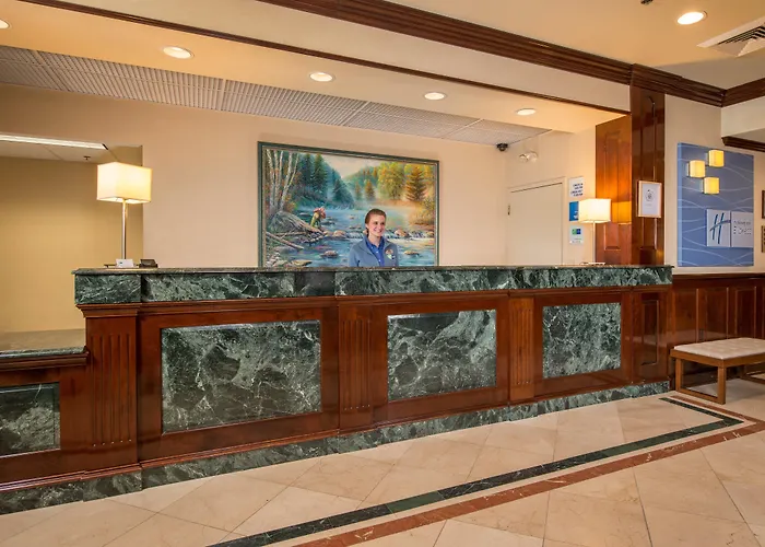 Holiday Inn Express State College At Williamsburg Square By Ihg